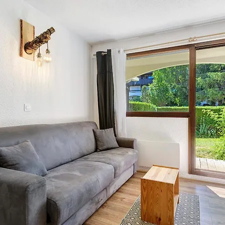 Lägenhet Rez De Jardin Au Coeur De